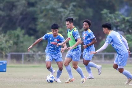 ĐT Việt Nam sẵn sàng, HLV Kim Sang Sik hoàn thiện miếng đánh cuối