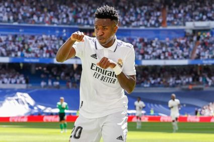 Đằng sau màn nhảy múa gây tranh cãi của tuyển Brazil