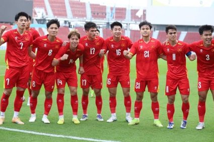Đình Bắc tỏa sáng, U22 Việt Nam dễ dàng đánh bại U22 Malaysia