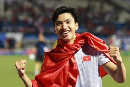 Đoàn Văn Hậu tái xuất ấn tượng, mở hy vọng lớn cho tuyển Việt Nam