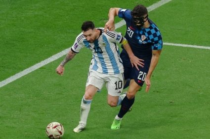 Đừng để Messi đến Mỹ chơi bóng