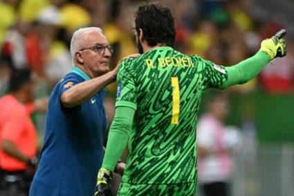 Sao Liverpool rút lui khỏi tuyển Brazil vì chấn thương