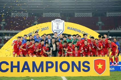 SEA Games 33: U22 Việt Nam vô địch, báo Trung Quốc nể phục HLV Kim Sang-sik
