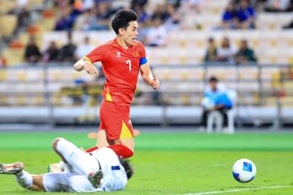 U23 Việt Nam sang Qatar, Đình Bắc lỡ hẹn lễ Quả bóng vàng