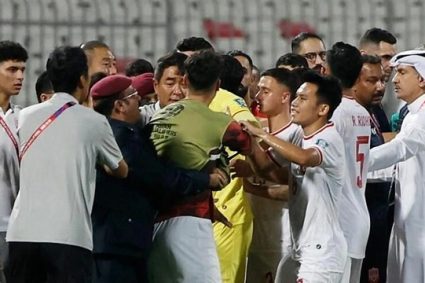 Vì ‘bóng ma bạo lực’, CĐV Bahrain tẩy chay Indonesia