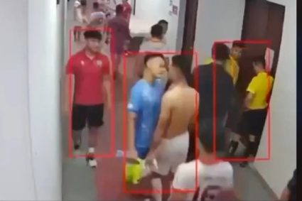 Bóng đá Việt bao giờ hết ‘côn đồ’?