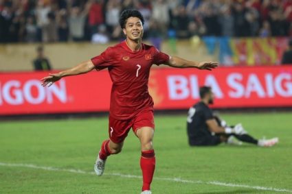 Công Phượng ở đâu khi ĐT Việt Nam đấu Nga?