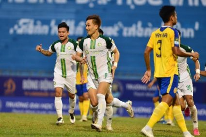 Công Phượng vắng mặt, Bình Phước thắng nhọc Đồng Tháp trên sân khách