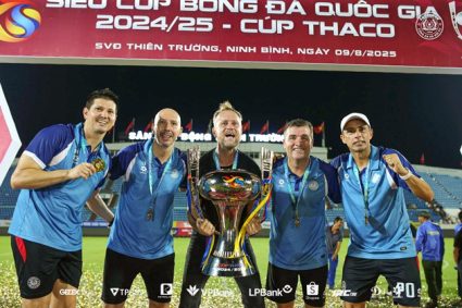 Đánh bại Nam Định, HLV Mano Polking đặt mục tiêu lớn cho Công an Hà Nội