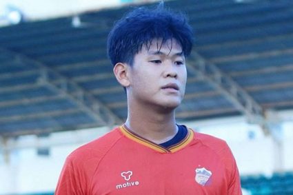 HAGL bổ sung thủ môn 20 tuổi cao gần 2m