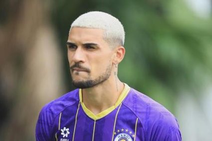 Hendrio đổi tên thành Đỗ Hoàng Hên, chờ ngày tái xuất sân cỏ