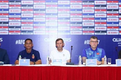 HLV U17 Kyrgyzstan chỉ ra lợi thế của U17 Việt Nam