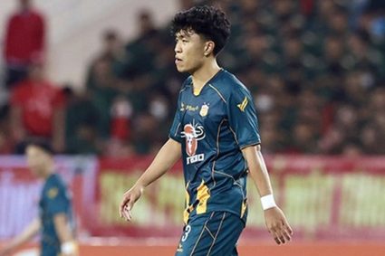 Lý Đức chấn thương, HAGL nổi giận vì mặt sân Mỹ Đình