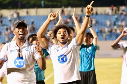 Nam Định vô địch V-League, Xuân Son dẫn đầu danh sách ghi bàn dù chấn thương