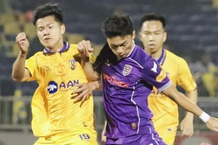 Tiến Linh im tiếng, Bình Dương thua đáng tiếc SLNA