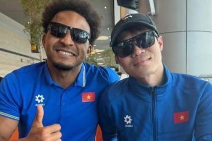 Tuyển Việt Nam về nước, sẵn sàng cho màn tái đấu với Singapore